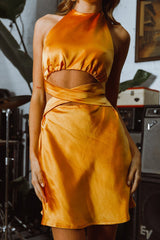 Social Butterfly Cut-Out Waist Mini Dress Mango
