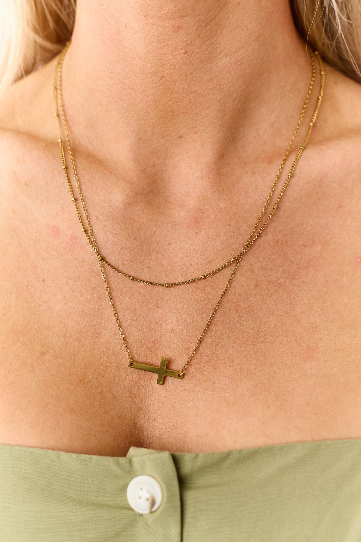 Graceful Glow Cross Pendant Layered Necklace (Gold)